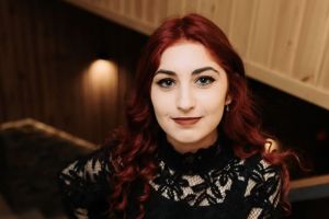TRAGEDIE. Tânăra dispărută a fost găsită moartă pe un câmp din judeţul Satu Mare!