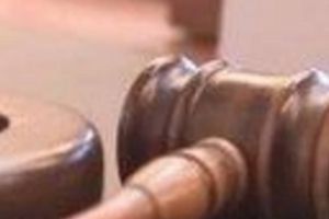 Judecători cu măşti şi mănuşi în instanţele timişorene, în lupta împotriva răspândirii coronavirusului