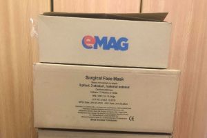 eMAG a donat 8.750 de măşti chirurgicale Spitalului Judeţean Bistriţa
