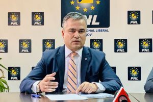 OFICIAL Adrian Veştea, validat de PNL drept candidat la şefia Consiliului Judeţean Braşov