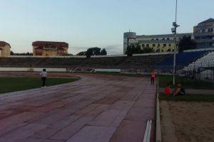 Pista de atletism a stadionului ”Cetate” va fi reabilitată: Primăria Alba Iulia a lansat achiziţia publică a contractului