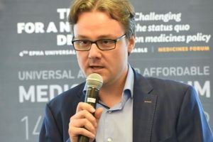 Vlad Mixich, expert în politici de sănătate: „Spitalele româneşti NU sunt pregătite pentru a face faţă unei creşteri a numărului de pacienţi cu Covid-19”. Acesta propune patru măsuri urgente