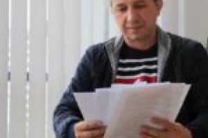 15.000 de euro pentru o casă desenată pe hârtie! Escrocherii şi lipici la banul public!