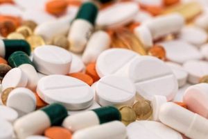 S-A AFLAT - Care e cocktailul de medicamente cu care s-au VINDECAT mai mulţi bolnavi de coronavirus