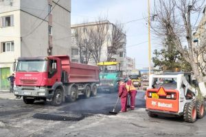 Reabilitari ale tramei stradale din cartierul CET, in Constanta (galerie foto) 