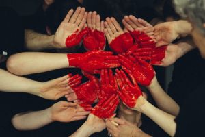 Solidaritatea sibienilor în faţa coronavirusului – ”Noi ne descurcăm, ei ce vor face?” Te înscrii?