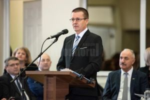 IȘJ Suceava: Profesorii îşi vor primi salariile şi vor fi prezenţi în şcoli pe toată ...