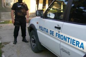 Kosovari prinşi de poliţiştii de frontieră după ce au trecut ilegal din Serbia în România