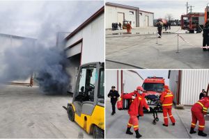 FOTO. Incendiu şi nor toxic la Tăşnad! Două persoane şi-au pierdut viaţa (exerciţiu)