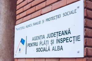 Măsuri şi recomandări ale AJPIS Alba pentru prevenirea infecţiilor cauzate de CORONAVIRUS: Evitarea deplasărilor la sediu şi transmiterea solicitărilor online
