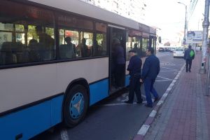 DÂMBOVIŢA Covid-19: Măsuri speciale pentru siguranţa celor care folosesc transportul în comun târgoviştean