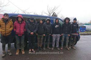 21 de cetateni straini, printre care si doi minori, depistati in judetul Caras Severin. Unde intentionau sa ajunga 