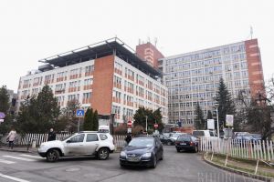Măsuri la spitalele Judeţean şi Municipal din Oradea din cauza coronavirusului. Vizitatorii nu au acces, dar vor primi numărul de telefon al secţiei şi medicului curant