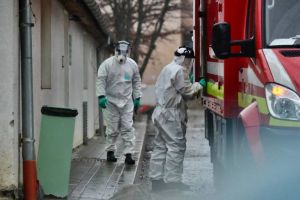 Încă trei cazuri de coronavirus în vestul ţării, verdictul s-a dat de la Timişoara. Fata de 15 ani internată la Spitalul Victor Babeş va fi externată