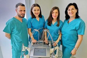 FOTO| Venus Legacy, cel mai performant aparat de remodelare corporală din lume, disponibil la Clinica DERMISANA, în Alba Iulia