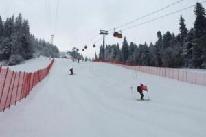Pârtia Lpului şi telescaunul se închid