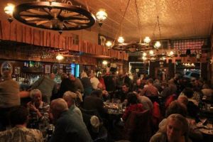 MASURI URGENTE: Restaurantele din Ploiesti, obligate sa intrerupa activitatea daca numarul clientilor si angajatilor depaseste 100 de persoane