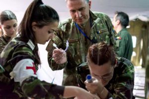 Lupta cu coronavirusul: Armata a trimis medici militari în vămi, inclusiv la frontiera Borş!