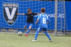 Selectiile de la Academia Hagi programate in luna aprilie ar putea fi anulate