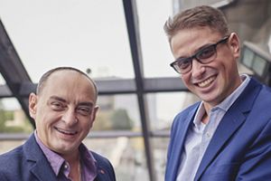 Frumuseţea în oglindă. Dr. Lucian Popa vs Dr. Issa Raid