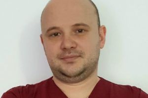 LA SJU PITEŞTI, AVEM UN CHIRURG DE EXCEPŢIE