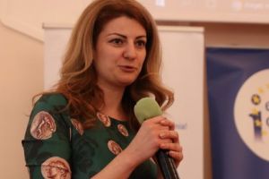 Jos Corupţia! Sau… totuşi… parcă…