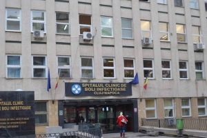 Coronavirusul la Cluj: peste 900 clujeni izolaţi la domiciliu, 53 în carantină, 4 pacienţi confirmaţi din alte judeţe internaţi la Cluj