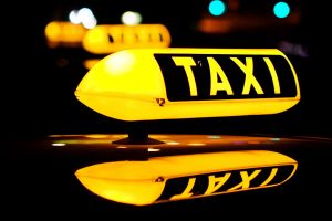Taxiurile clujene, dezinfectate după fiecare cursă! Cine nu respectă, poate rămane fără licenţă