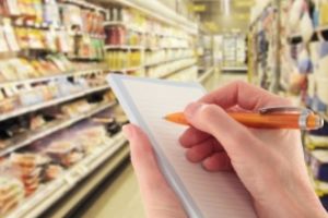 Colosul CORA, apel către românii care au luat cu asalt rafturile