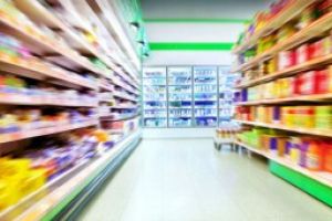 ANPC: Supermarketurile au stocuri de alimente de baza si de produse dezinfectante, desi cererea e mare