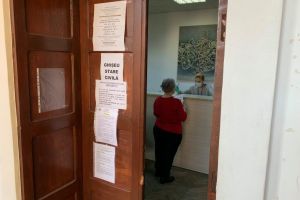 Direcţia Publică Locală de Evidenţa Persoanelor şi Stare Civilă Deva a stabilit un program cu publicul în scopul prevenţiei răspândirii COVID-19
