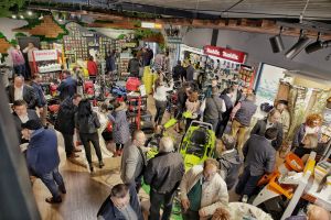 AGRONOMO a deschis la Arad cel mai modern showroom de motoutilaje din vestul ţării (GALERIE FOTO)