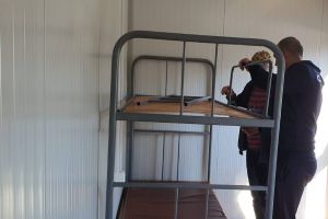 Containerele pentru carantină ale Primăriei Timişoara, montate la marginea oraşului. Au 32 de locuri, pentru început
