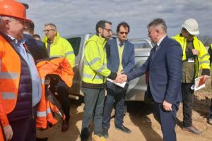 LIVE VIDEO, FOTO| Ministrul Transporturilor, Lucian Bode, vizită de lucru pe Autostrada Sebeş – Turda: Va inspecta stadiul lucrărilor