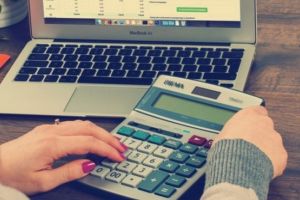 Termenul de plată pentru taxe şi impozite, prelungit până pe 30 iunie 2020