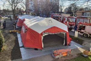 CORONAVIRUS. Pregătiri FĂRĂ PRECEDENT la Spitalul Judeţean (GALERIE FOTO)