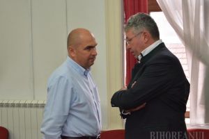 Pasztor şi cu Bolojan joacă Hora Unirii