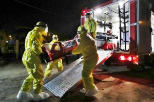 România se pregăteşte să intre în scenariul al treilea de luptă împotriva COVID-19