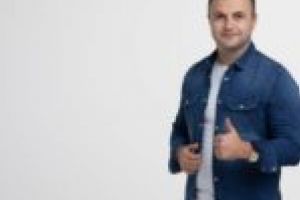 Legea iniţiată de Marian Cucşa a fost promulgată de preşedinte. Părinţii cu copii sub 12 ani vor putea beneficia de zile libere
