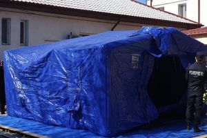 Cort pentru trierea pacienţilor la Spitalul de Boli Infecţioase