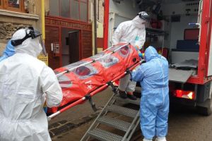 Sătmăreanul cu coronavirus, transferat la Cluj