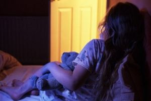 Pedepse mai mari pentru cei care întreţin relaţii sexuale cu minori. Alte modificări legislative