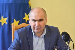 Retrospectiva săptămânii, prin ochii lui Bihorel: De ce ar vrea Bolovan să cazeze refugiaţii în casele de pe strada Sucevei