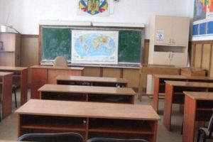 Anunţ oficial: şcolile din România rămân închise!