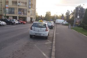 Companiile de taxi din Braşov nu şi-au suspendat activitatea!