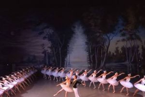 Timişorenii care au cumpărat bilete la spectacolele Operei Naţionale Române îşi pot recupera banii