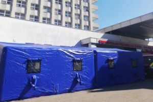 Masuri preventive la Spitalul Judetean de Urgenta Baia Mare: 3 corturi pentru triaj, atat la intrarea in spital, cat si la UPU 