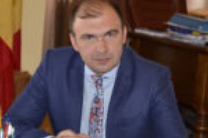 În curând Caransebeşul şi Reşiţa vor fi depăşite. „Carantinarea trebuie suportată şi de alte oraşe din Caraş-Severin”