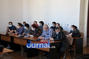 FOTO: Marii angajatori din Focşani, discuţii cu primarul Focşaniului pentru stoparearăspândirii infecţiei cu COVID-19