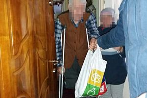 COVID – 19 Satu Mare. O echipă de voluntari face cumpărături pentru persoanele vârstnice şi singure!